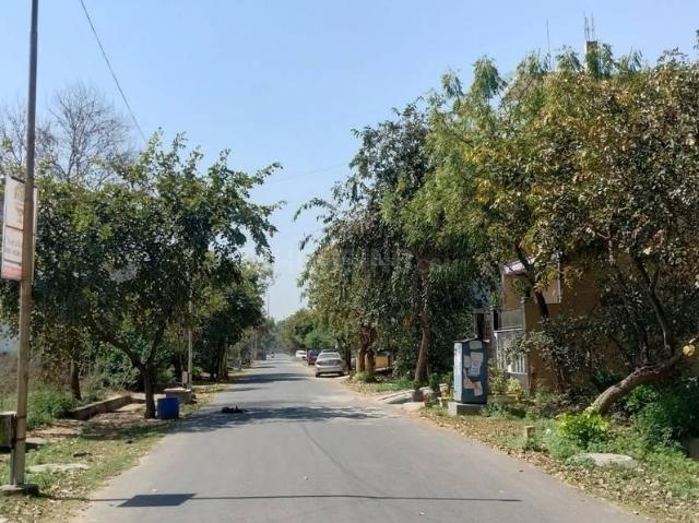 1 BHK Independent House in Beta II for resale Greater Noida. The reference number is 19869542