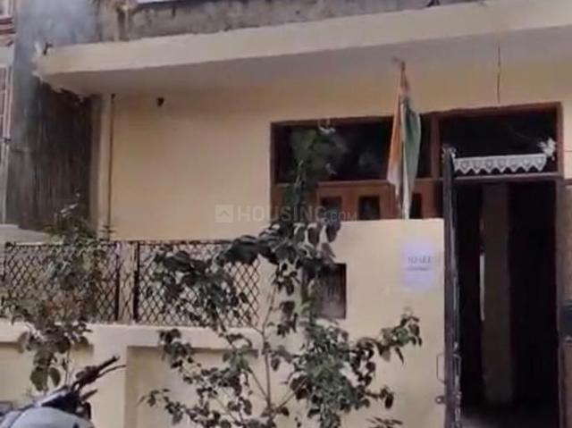 1 BHK Independent House in Beta II for resale Greater Noida. The reference number is 19874940