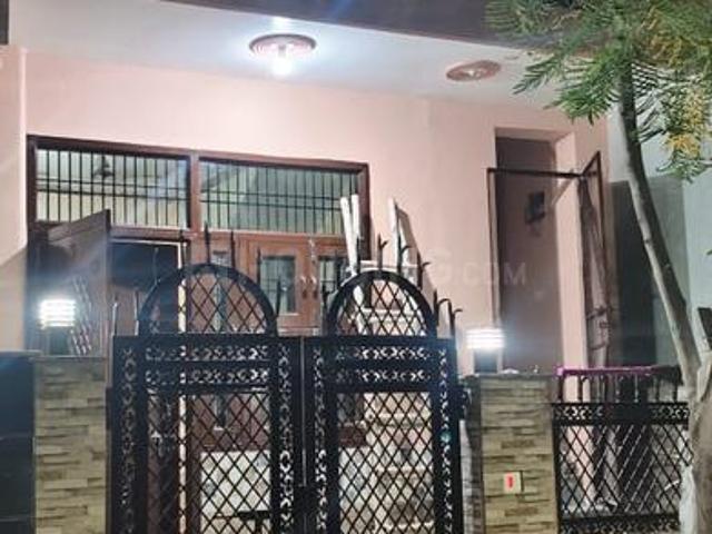 1 BHK Independent House in Beta II for resale Greater Noida. The reference number is 20808539