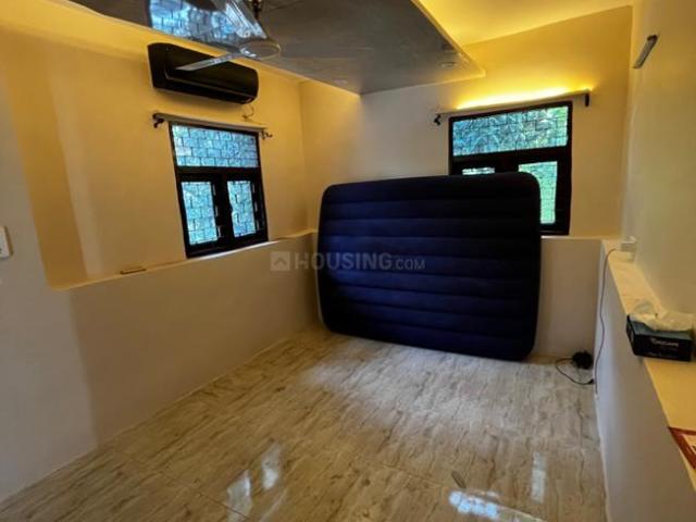 1 BHK Independent House in Chittaranjan Park for rent New Delhi. The reference number is 20198977