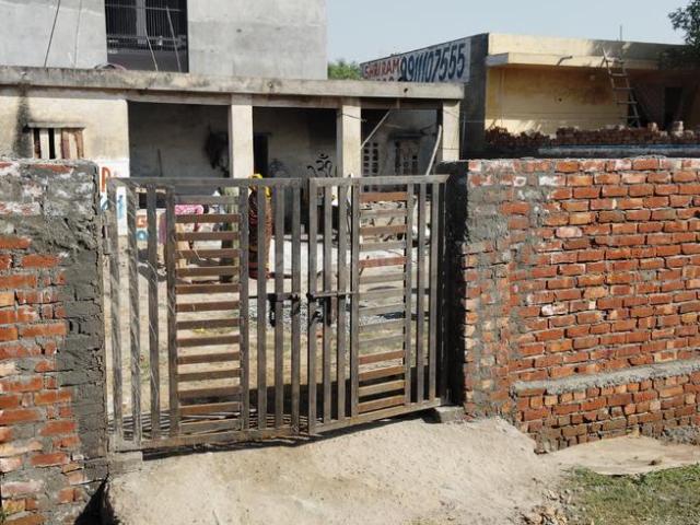 1 BHK Independent House in Delta I for resale Greater Noida. The reference number is 19922467