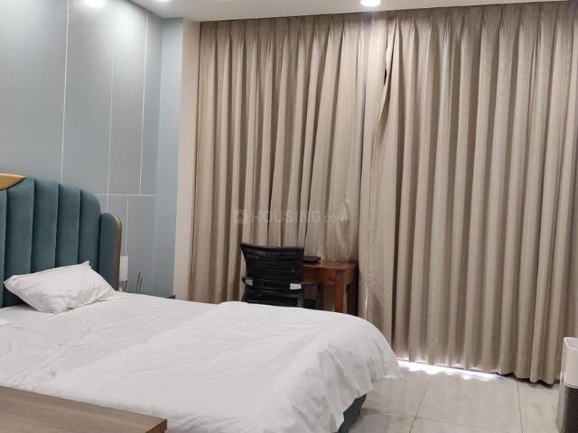 1 BHK Independent House in DLF Phase 4 for rent Gurgaon. The reference number is 20833123