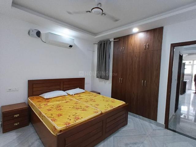 1 BHK Independent House in DLF Phase 5 for rent Gurgaon. The reference number is 19343701