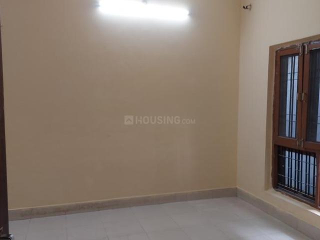 1 BHK Independent House in Gomti Nagar Extension for resale Amar Shaheed Path. The reference number is 17499011