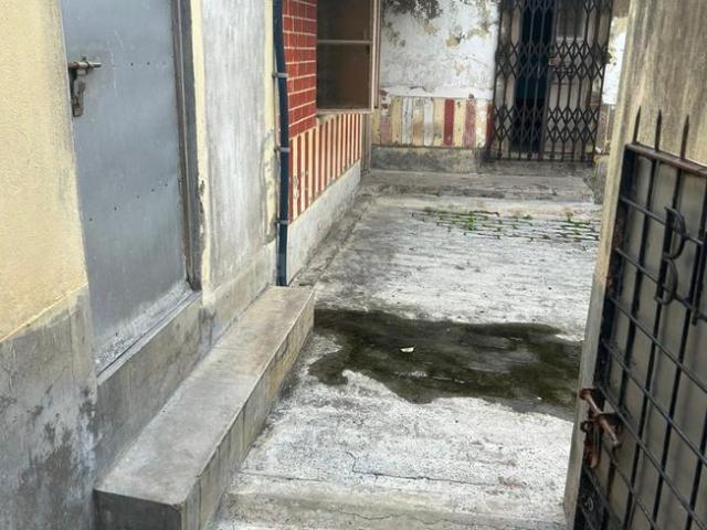 1 BHK Independent House in Hindmotor for resale Hooghly. The reference number is 20578613