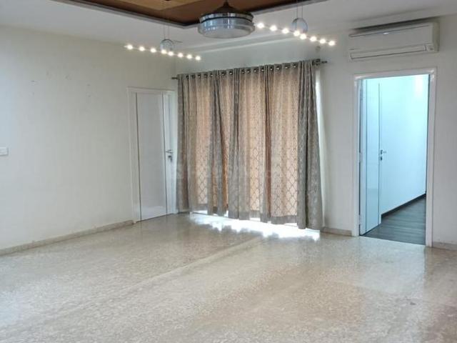 1 BHK Independent House in Jubilee Hills for resale Hyderabad. The reference number is 15013271
