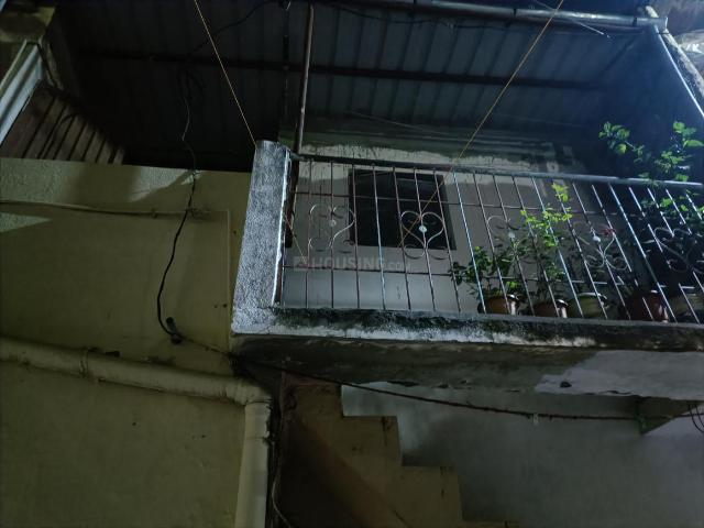 1 BHK Independent House in Katraj for resale Pune. The reference number is 13143772