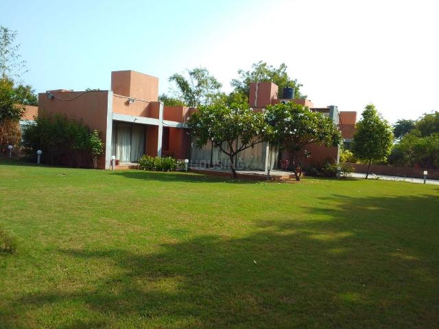 1 BHK Independent House in Kolat for resale Ahmedabad. The reference number is 20909319