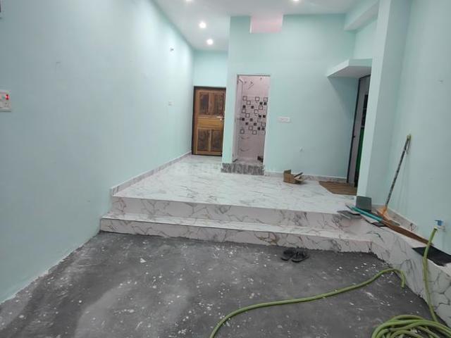 1 BHK Independent House in Mahadeva for rent Siwan. The reference number is 20425308