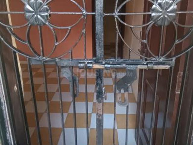1 BHK Independent House in Makarpura for rent Vadodara. The reference number is 16492109