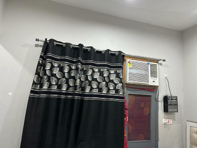 1 BHK Independent House in Model Town for rent Panipat. The reference number is 20834555