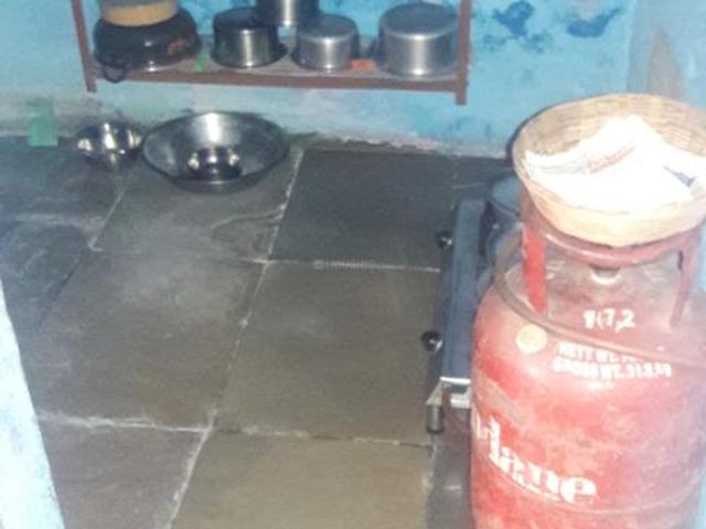 1 BHK Independent House in Rakhial for resale Ahmedabad. The reference number is 8513897
