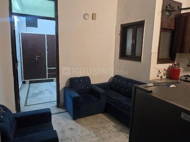 1 BHK Independent House in Saket for rent New Delhi. The reference number is 20396736
