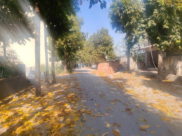 1 BHK Independent House in Sector 108 for resale Noida. The reference number is 19737151