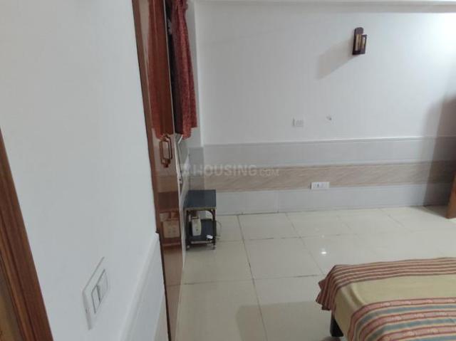 1 BHK Independent House in Sector 19 for rent Noida. The reference number is 20005063