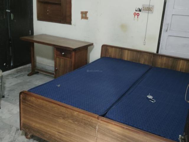 1 BHK Independent House in Sector 21 for rent Chandigarh. The reference number is 18642828