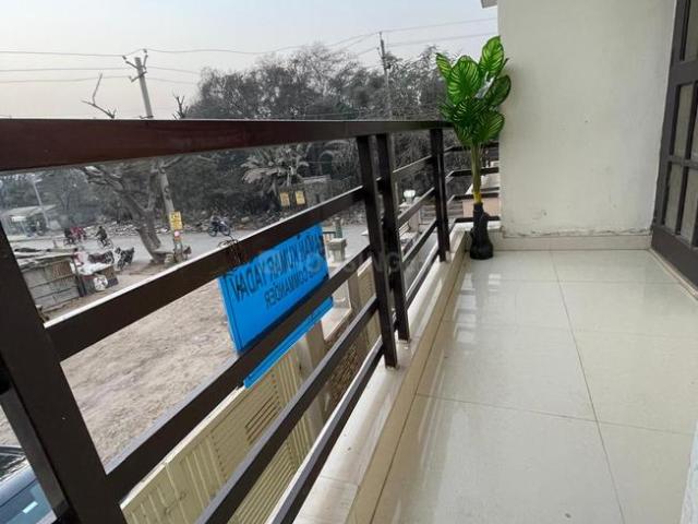 1 BHK Independent House in Sector 53 for rent Gurgaon. The reference number is 20384069