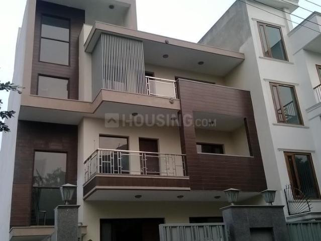 1 BHK Independent House in Sector 5 for rent Gurgaon. The reference number is 20742727