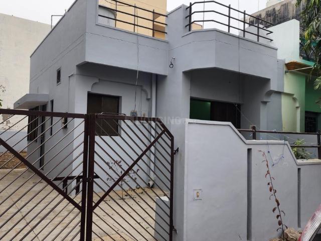 1 BHK Independent House in South City for rent Lucknow. The reference number is 15227280