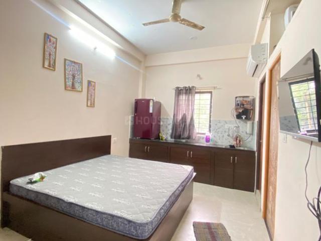 1 BHK Penthouse in Scheme No 54 for rent Indore. The reference number is 20915107