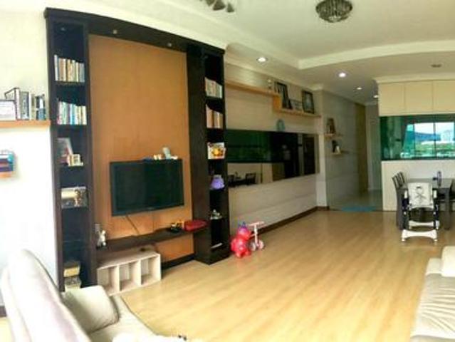 1 Borneo Condominium Tower A 1 Borneo UMS Fully Furnished