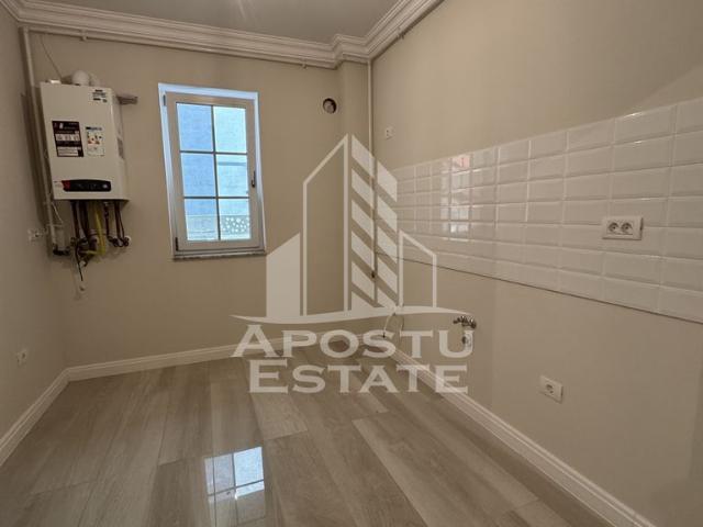 Apartament cu 1 camera, decomandat si spatios, cu gradina de 35 mp