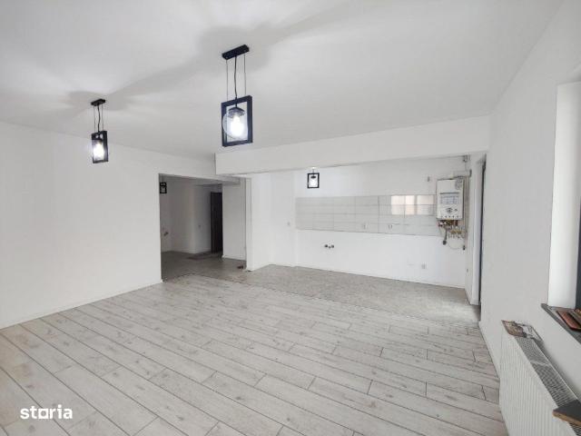 1 Cameră, apartament de vanzare Arges judet, Negru Voda 7793 •