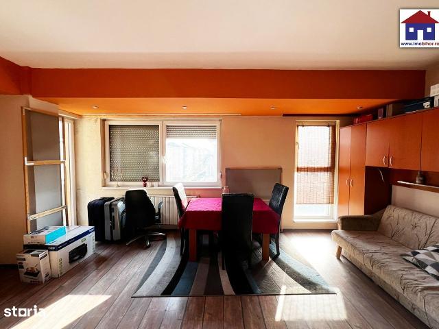1 Cameră, apartament de vanzare Bihor judet, Strada Camille Flammarion 9238 •