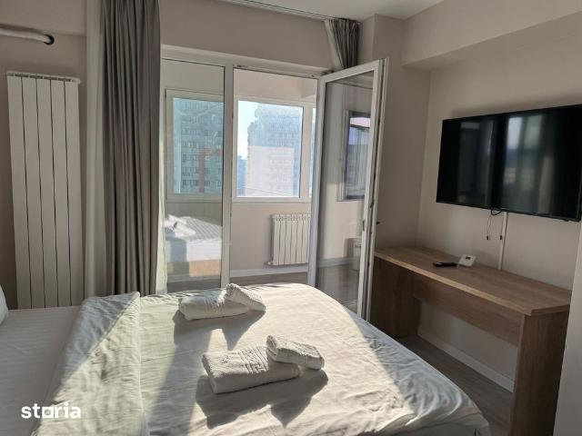 1 camer decomandat modern 44 mp palas iasi liber 500 euro
