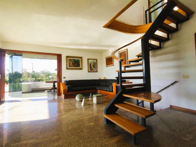 1 Camera Villa Toscana In Vendita A7707rva 319m² Camaiore
