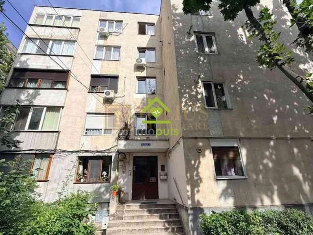 1 camera| Dacia strada Timis| centrala proprie| apartament frumos| etaj 1