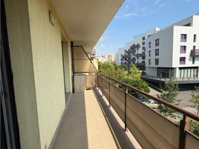 1 Camera l FSEGA & Iulius Mall l 40 MP l Balcon