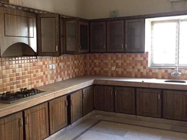 1 Canal Upper Portion For Rent Only Serious Person Contact me Lahore State Life Housing Society ID 33690
