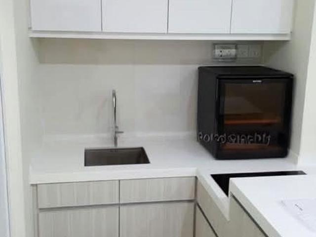 1 Canberra D27, Condominium