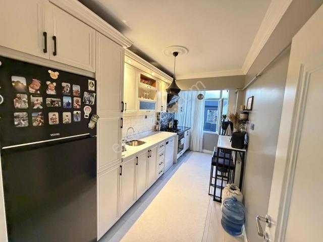 1.cebeci Caddesinde Masrafsız 2+1 100m2 Ara Kat Hisseli Daire