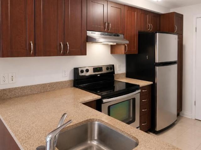 1 CH 1 SDB Montréal $1,050 /mo
