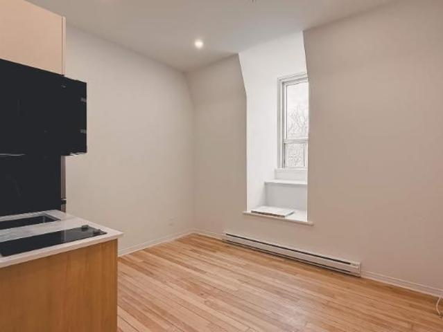 1 CH 1 SDB Montréal $1,195 /mo