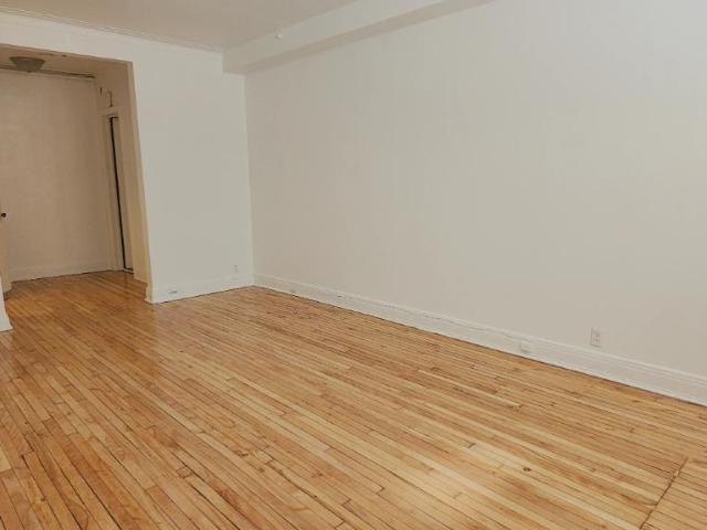 1 CH 1 SDB Montréal $1,350 /mo