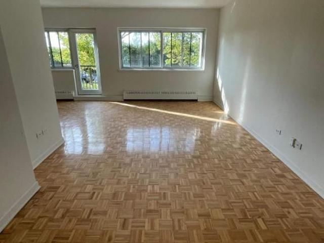 1 CH 1 SDB Montréal $1,395 /mo