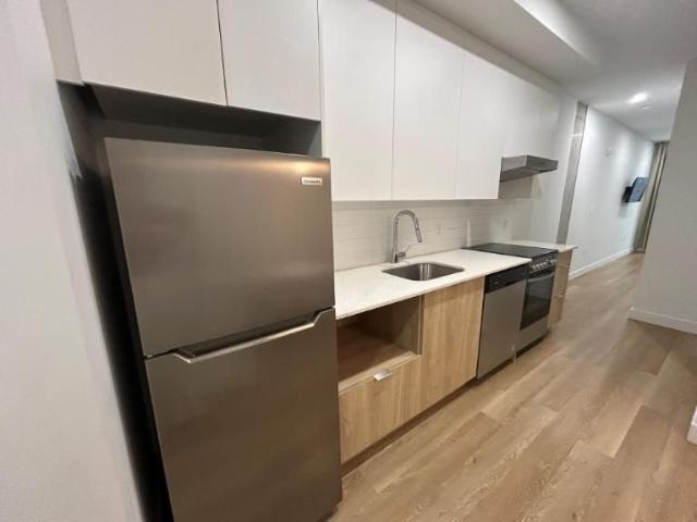 1 CH 1 SDB Montréal $1,850 /mo