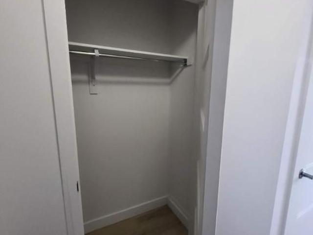 1 CH 1 SDB Gatineau $1,660 /mo
