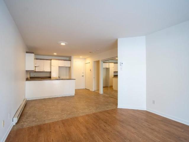 1 CH 1 SDB Saint Charles Borromée $1,095 /mo