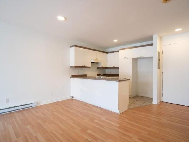 1 CH 1 SDB Saint Charles Borromée $1,145 /mo