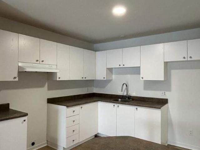 1 CH 1 SDB Saint Charles Borromée $1,150 /mo