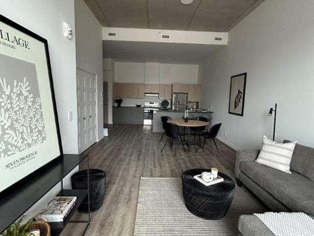 1 CH 1 SDB Terrebonne $1,895 /mo