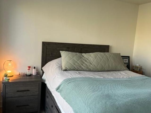 1 chambre à coucher 1 salle de bain Appartement