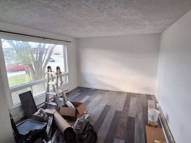 1 chambre à coucher 1 salle de bain Appartement 6 1/2