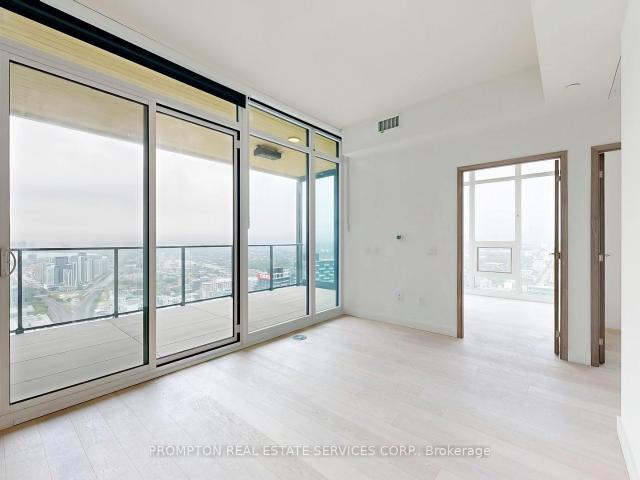 1 CONCORD CITYPLACE WAY – SUITE 5611, Toronto