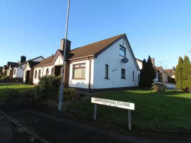 1 Copperwood Close
