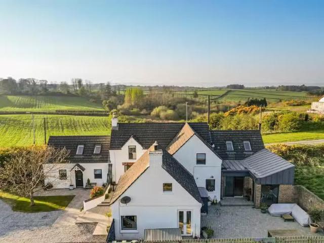 1 Craigantlet Road
